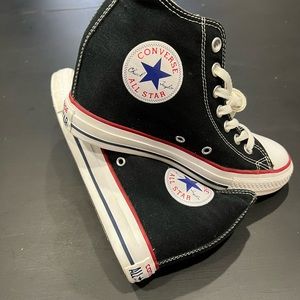wedge chucks